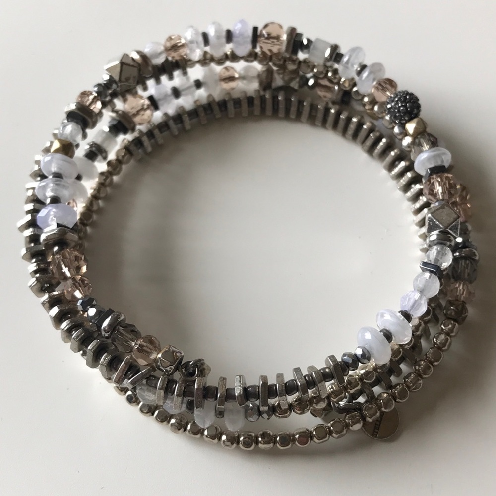 STELLA & DOT KEELY BRACELET
RETAIL $59 - Picture 7 of 8